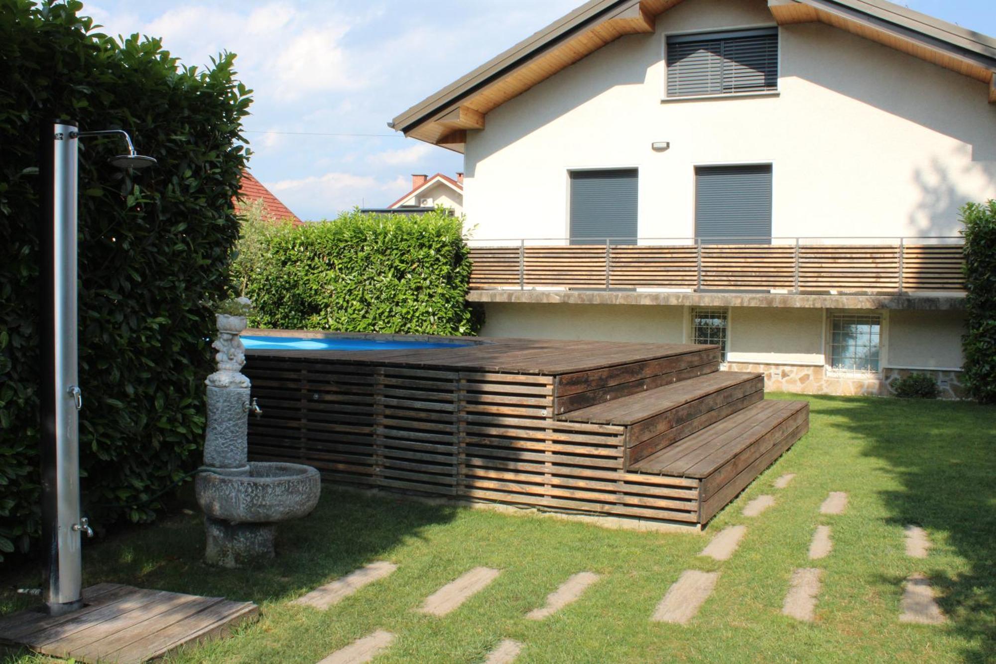 Mali Raj Apartment Menges Ngoại thất bức ảnh